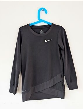 Nike Dri-FIT Girls Performance Top Crewneck Sporty Athleisure Asymmetrical ~ 5-6